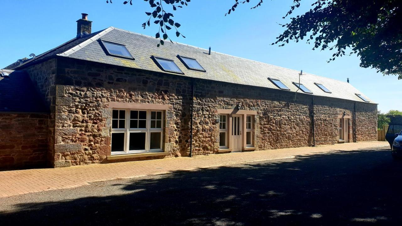 Old Farm Holiday Cottages - Scottish Borders Chirnside Exteriör bild