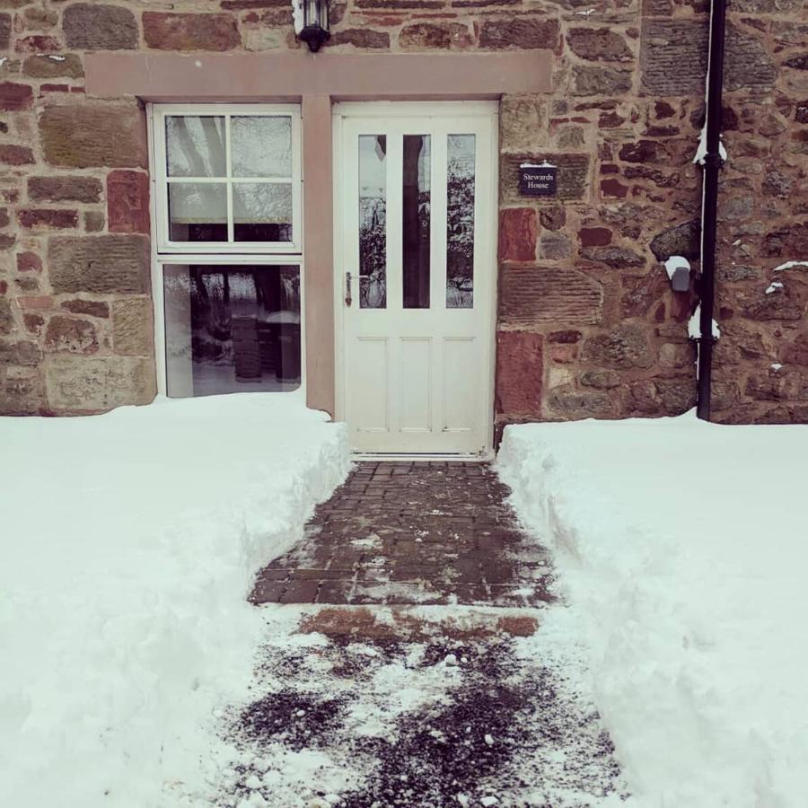 Old Farm Holiday Cottages - Scottish Borders Chirnside Exteriör bild