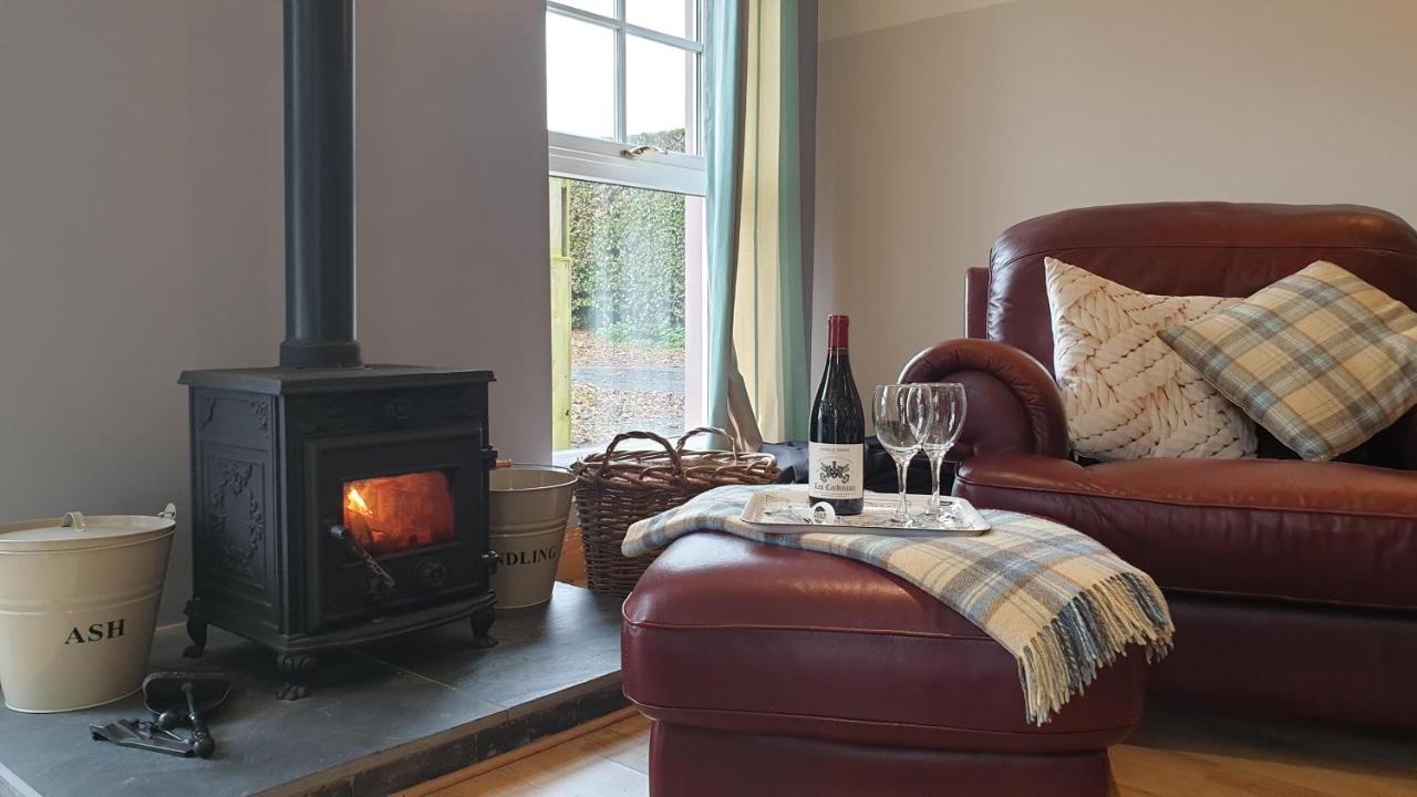 Old Farm Holiday Cottages - Scottish Borders Chirnside Exteriör bild