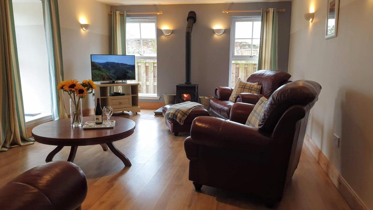 Old Farm Holiday Cottages - Scottish Borders Chirnside Exteriör bild