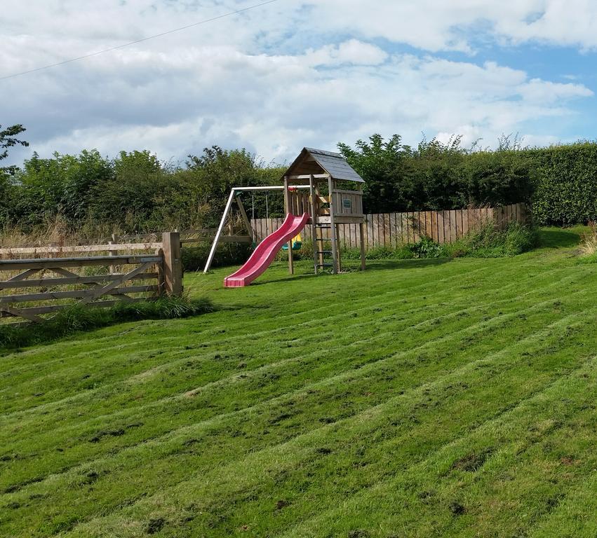 Old Farm Holiday Cottages - Scottish Borders Chirnside Exteriör bild