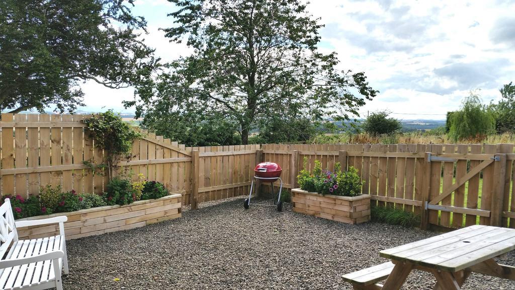 Old Farm Holiday Cottages - Scottish Borders Chirnside Exteriör bild